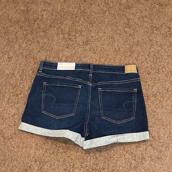 Brand new with tags American Eagle jean shorts - Picture 4 of 4